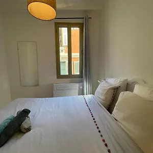 https://jaures-cosy-flat-nice-old-town-great-view-a-c.fr-provencehotel.com