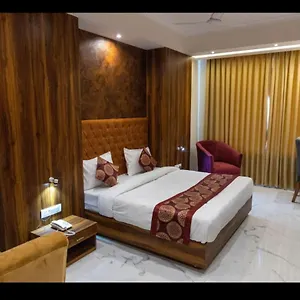 https://the-jewels.shimlahotels.net
