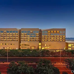 https://vivanta-by-taj-dwarka.hotelsdelhi.org