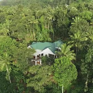 https://coffee-and-pepper-plantation-homestay.kerala-hotels.net