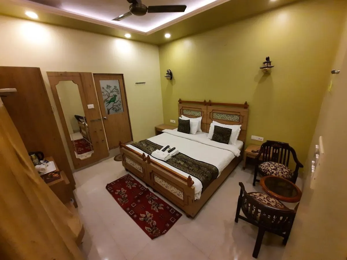 Hotel Temple On Ganges Varanasi