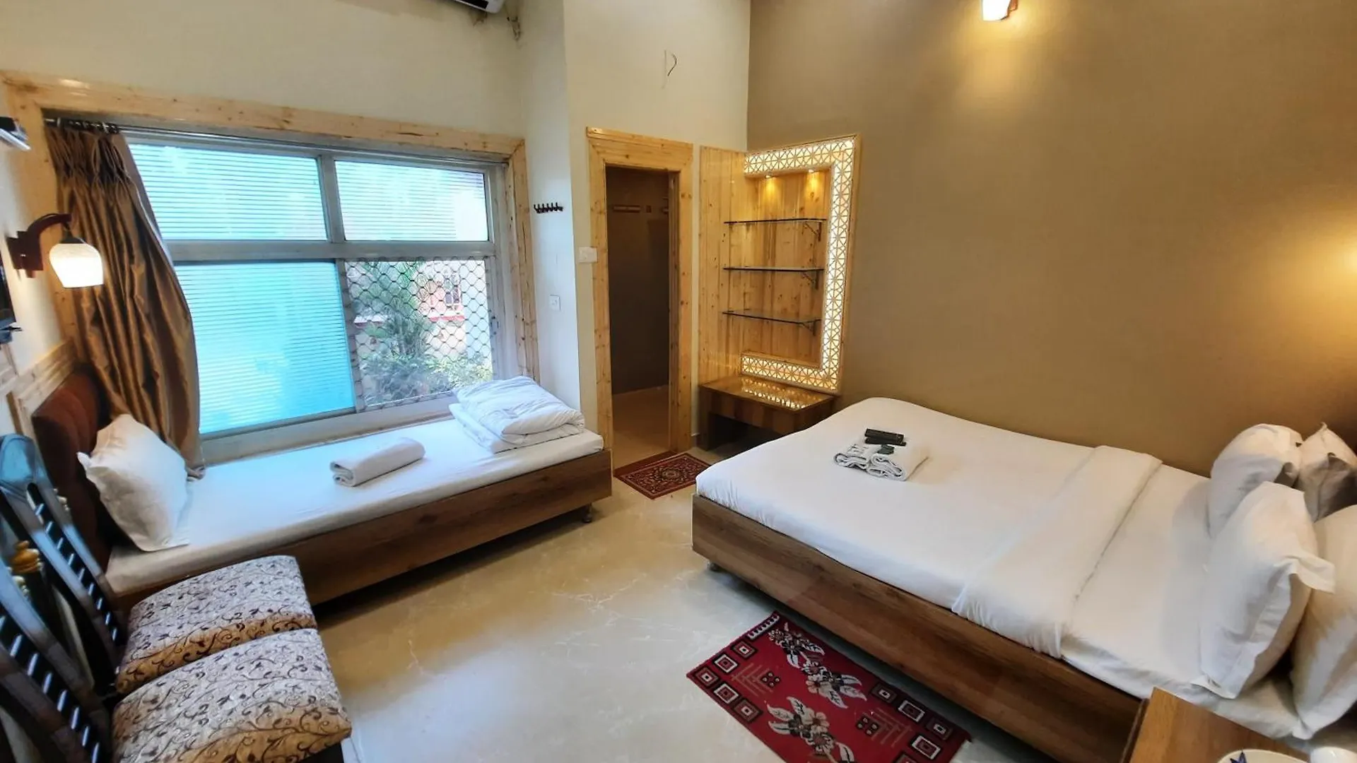 Hotel Temple On Ganges Varanasi