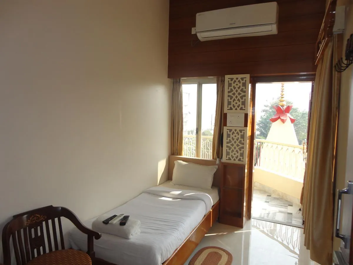 Hotel Temple On Ganges Varanasi