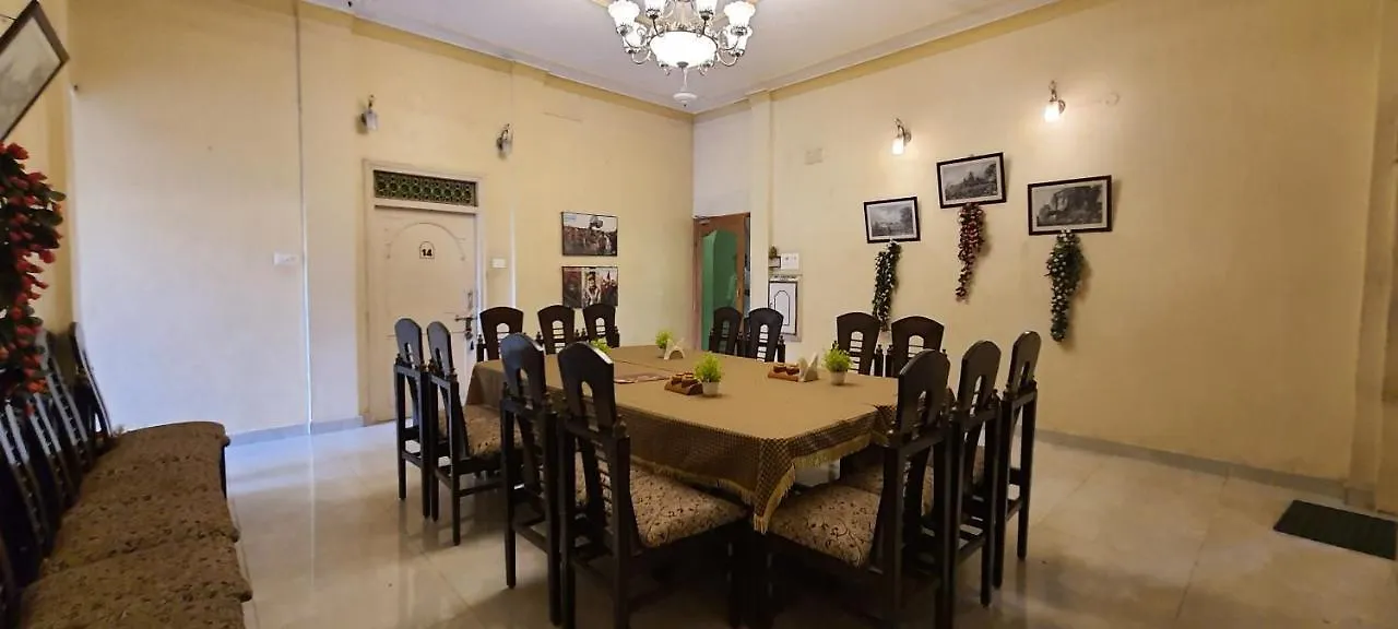 Hotel Temple On Ganges Varanasi 3*,  Indien